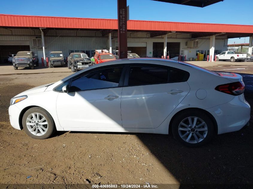 2017 Kia Forte Lx VIN: 3KPFL4A79HE060608 Lot: 40695883