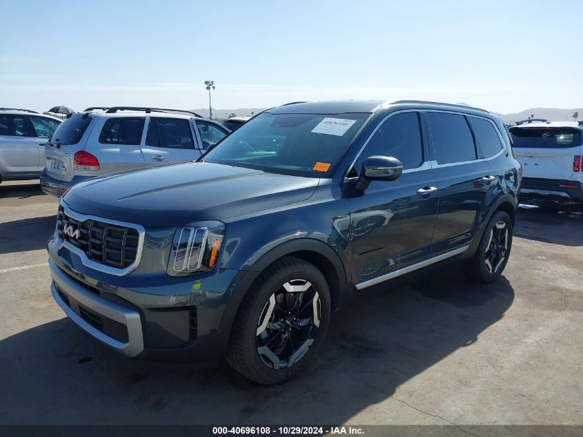 VIN 5XYP64GCXPG355766 2023 KIA TELLURIDE no.2