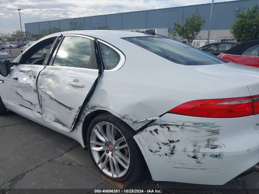 2016 Jaguar Xf 35T Prestige VIN: SAJBE4BV4GCY14446 Lot: 40696381