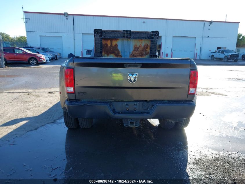 2018 Ram 3500 Tradesman 4X2 8' Box VIN: 3C63RPGL7JG241182 Lot: 40696742