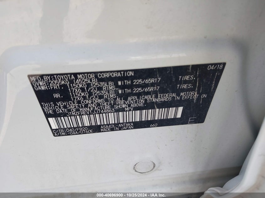 2018 TOYOTA RAV4 LE - JTMZFREV1JJ744863