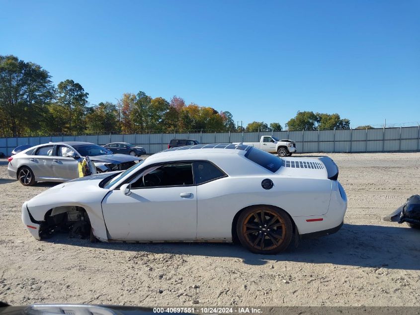 2018 Dodge Challenger Sxt Plus VIN: 2C3CDZAG9JH309890 Lot: 40697551