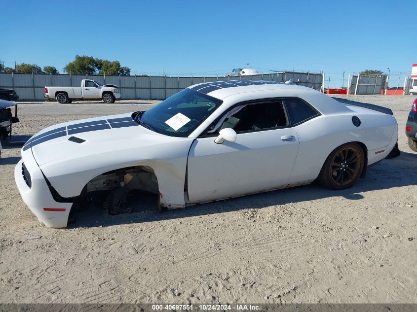 2018 Dodge Challenger Sxt Plus VIN: 2C3CDZAG9JH309890 Lot: 40697551