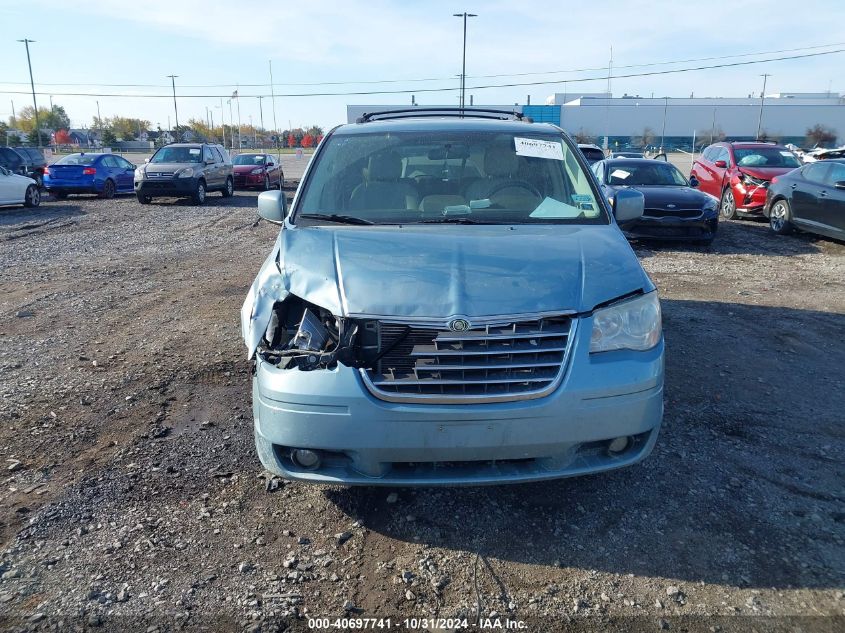 2010 Chrysler Town & Country Touring Plus VIN: 2A4RR8DX2AR421688 Lot: 40697741