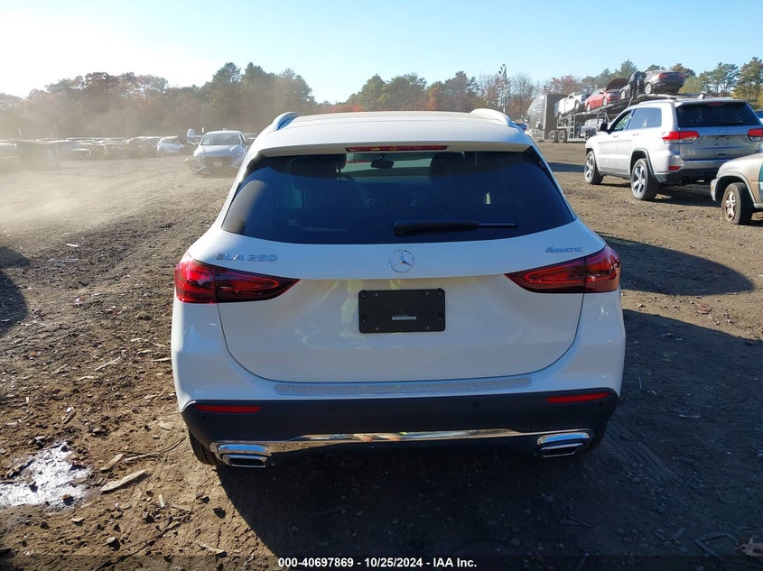 2025 MERCEDES-BENZ GLA 250 4MATIC - W1N4N4HBXSJ643543