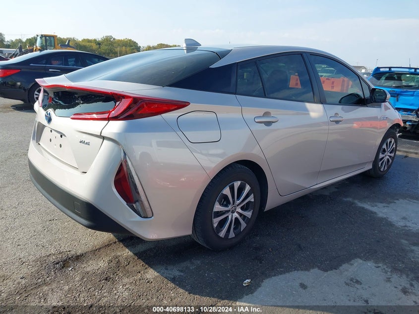 VIN JTDKAMFP9M3171738 2021 TOYOTA PRIUS PRIME XLE