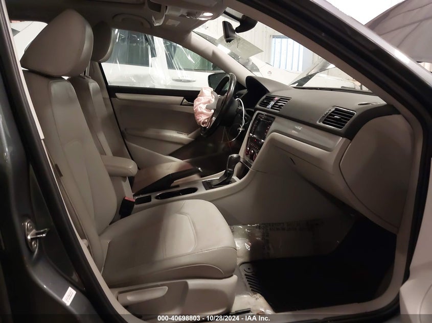 2013 VOLKSWAGEN PASSAT VIN: 1VWBN7A3XDC059442