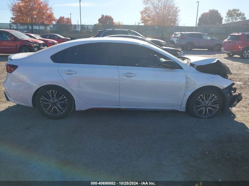 2022 Kia Forte Gt-Line VIN: 3KPF54AD4NE423540 Lot: 40698882