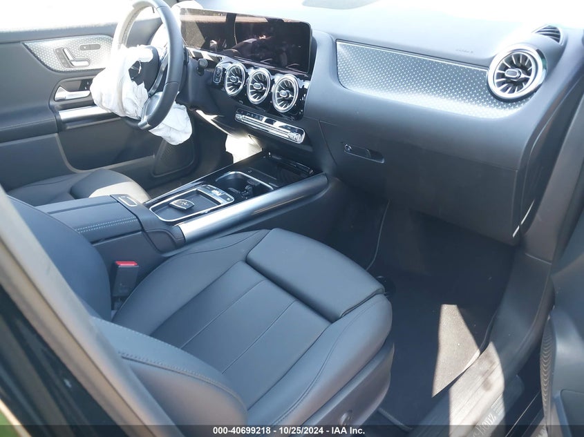 2025 MERCEDES-BENZ GLA 250 4MATIC VIN: W1N4N4HB1SJ638795