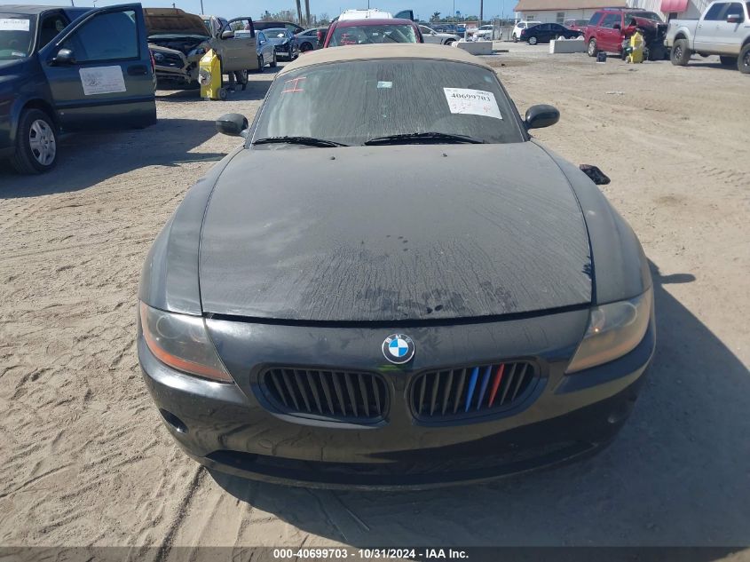 2004 BMW Z4 2.5I VIN: 4USBT33554LS52978 Lot: 40699703