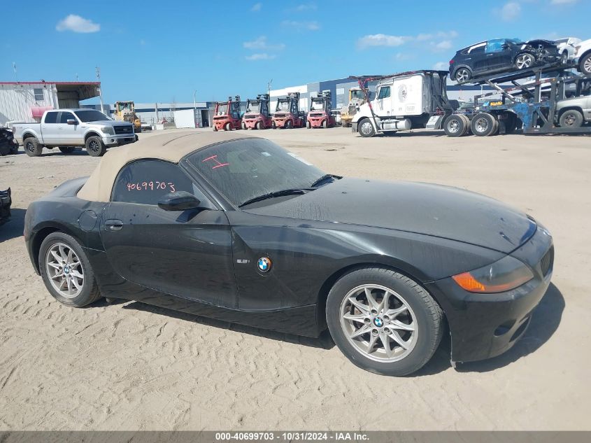 2004 BMW Z4 2.5I VIN: 4USBT33554LS52978 Lot: 40699703