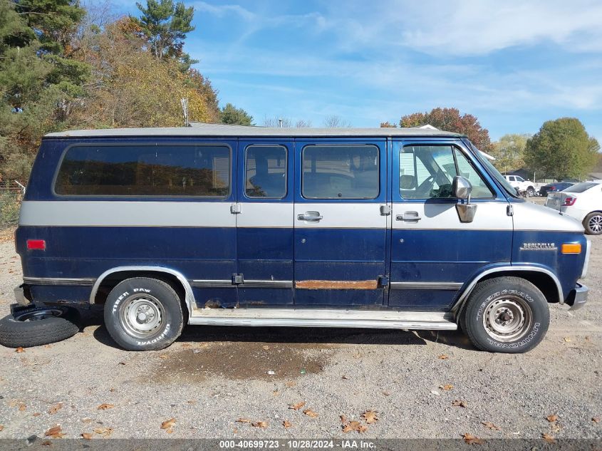 1994 Chevrolet G20 VIN: 1GNEG25H3RF151900 Lot: 40699723