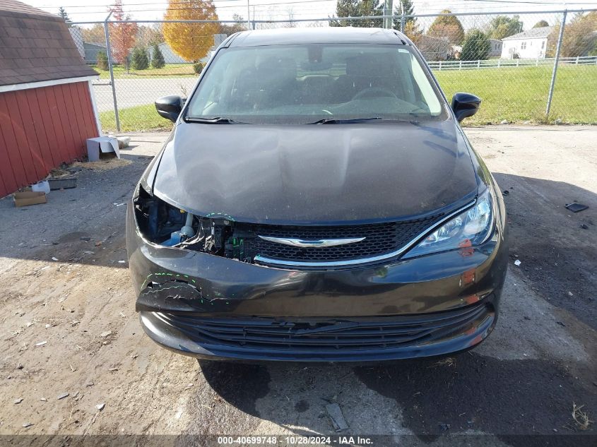 2017 Chrysler Pacifica Lx VIN: 2C4RC1CG8HR657482 Lot: 40699748