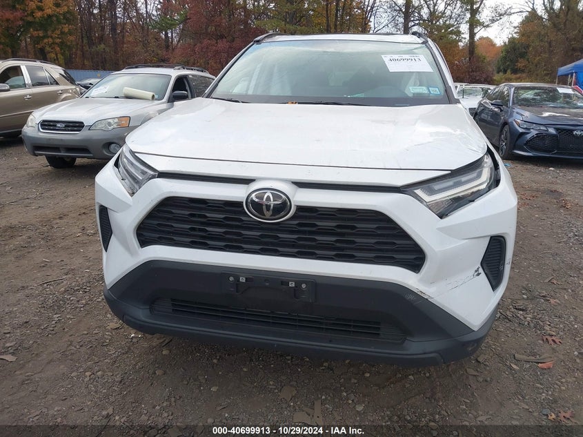 2022 TOYOTA RAV4 XLE - 2T3P1RFV8NW322892