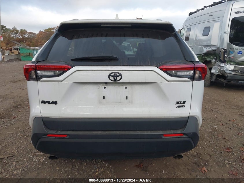 2022 TOYOTA RAV4 XLE - 2T3P1RFV8NW322892