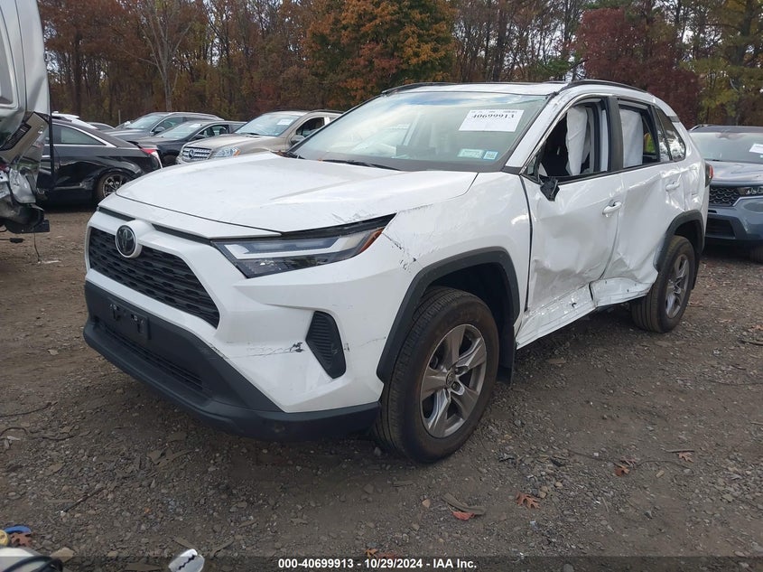 2022 TOYOTA RAV4 XLE - 2T3P1RFV8NW322892