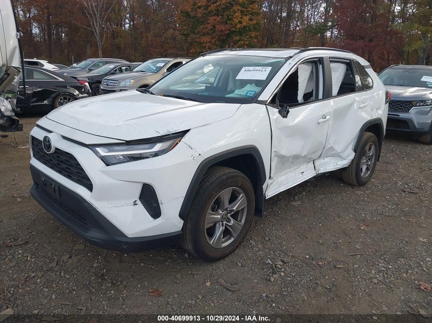 2022 TOYOTA RAV4 XLE - 2T3P1RFV8NW322892