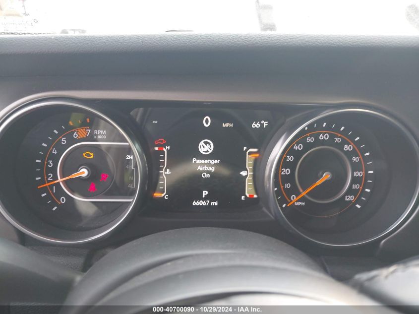 VIN 1C4HJXDN8JW199697 2018 JEEP WRANGLER UNLIMITED SPORT S 4X4