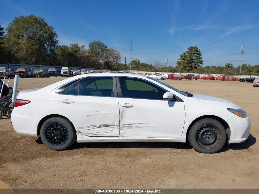 2017 Toyota Camry Le VIN: 4T1BF1FK2HU774305 Lot: 40700133