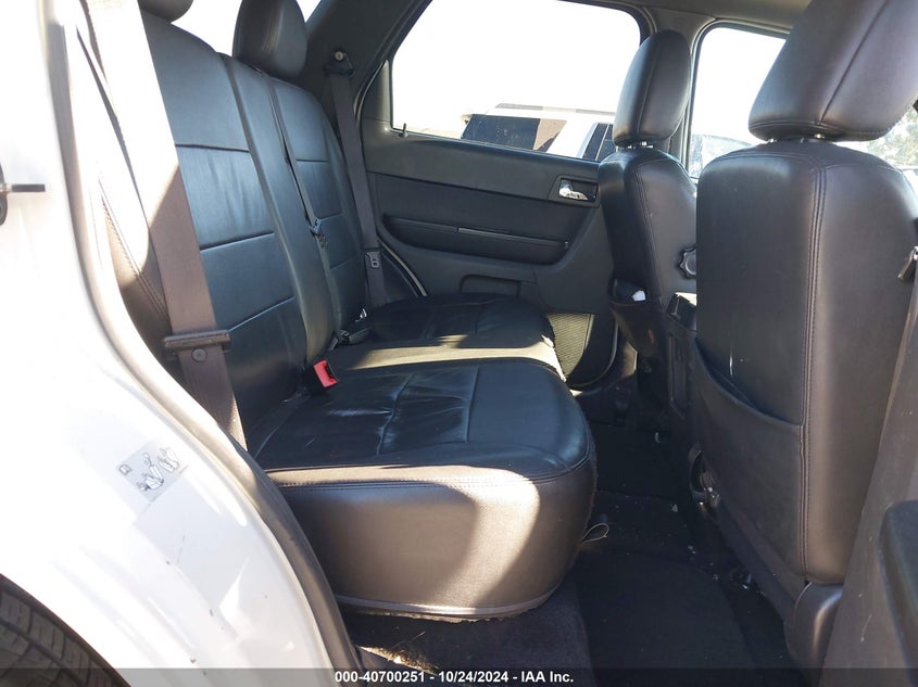 2011 Ford Escape Limited VIN: 1FMCU0EGXBKC30803 Lot: 40700251