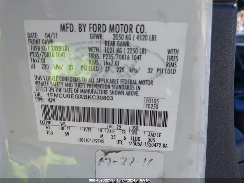 2011 Ford Escape Limited VIN: 1FMCU0EGXBKC30803 Lot: 40700251