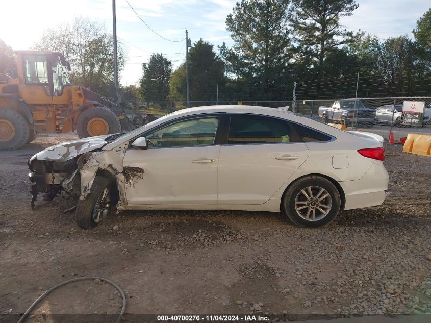 2017 Hyundai Sonata Se VIN: 5NPE24AF9HH490768 Lot: 40700276