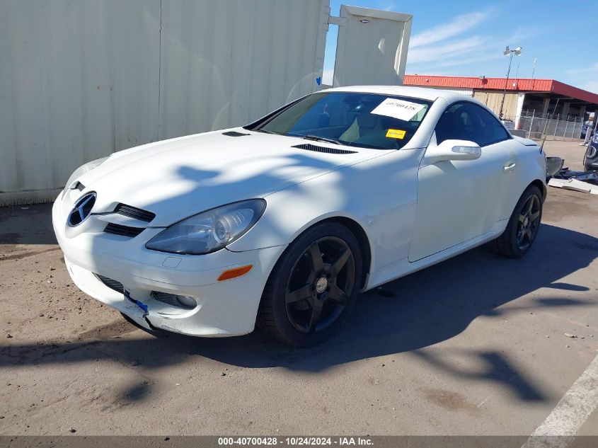 2007 Mercedes-Benz Slk 280 VIN: WDBWK54F57F155455 Lot: 40700428