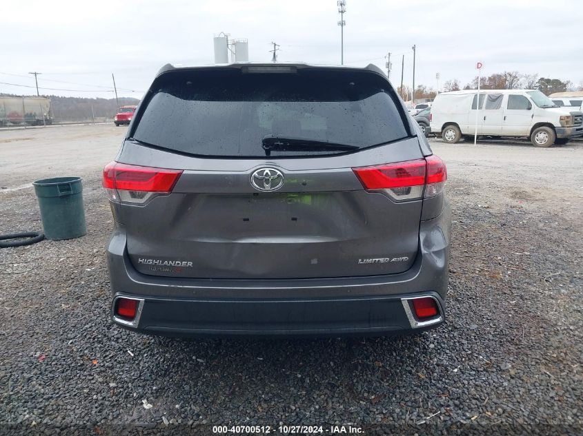 2018 Toyota Highlander Limited Platinum VIN: 5TDDZRFH2JS861574 Lot: 40700512