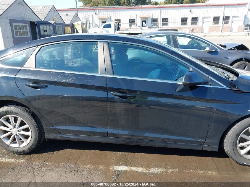 2018 Hyundai Sonata Se VIN: 5NPE24AF2JH647014 Lot: 40700592