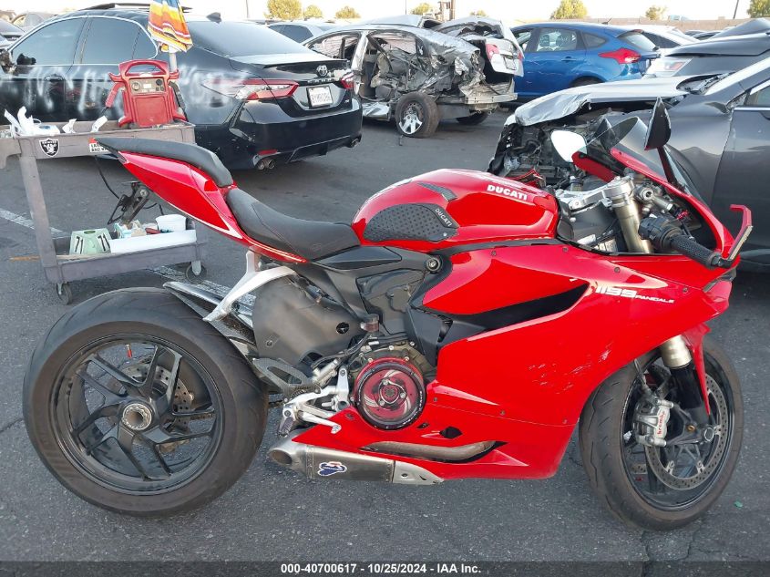 2014 Ducati Superbike 1199 Panigale/S VIN: ZDM14BPW6EB017450 Lot: 40700617