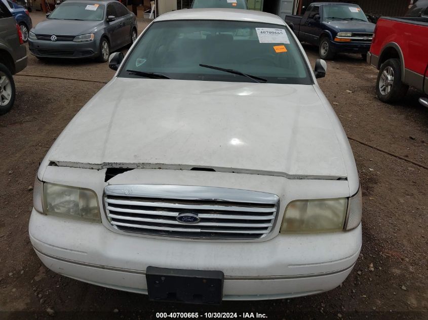 1999 Ford Crown Victoria Lx VIN: 2FAFP74W7XX101440 Lot: 40700665