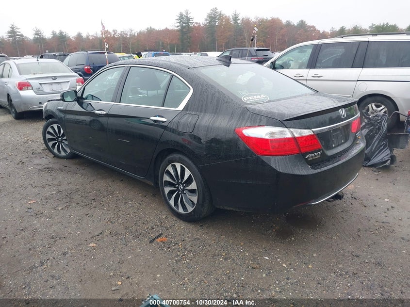 2015 HONDA ACCORD VIN: 1HGCR6F76FA000955