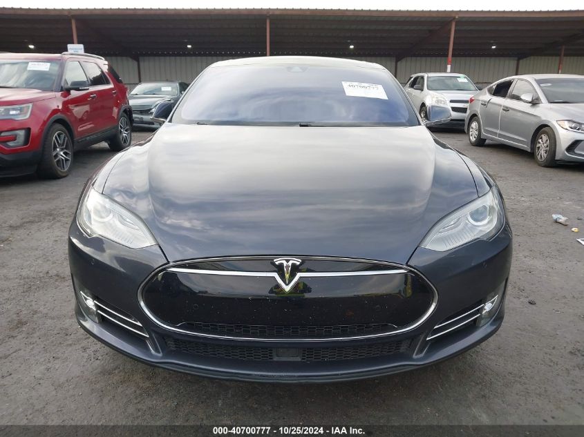 2014 Tesla Model S P85 VIN: 5YJSA1H16EFP64064 Lot: 40700777