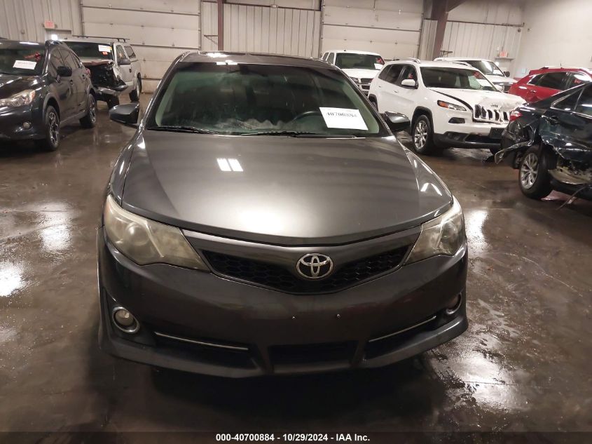 2014 Toyota Camry Se Sport VIN: 4T1BF1FK6EU443884 Lot: 40700884