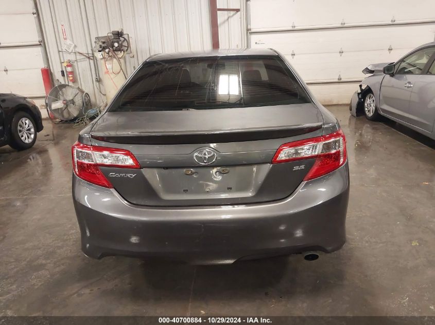 2014 Toyota Camry Se Sport VIN: 4T1BF1FK6EU443884 Lot: 40700884