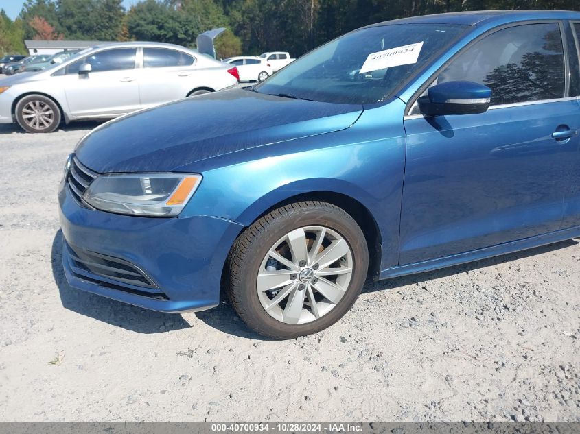 2015 Volkswagen Jetta 1.8T Se VIN: 3VWD17AJ4FM229752 Lot: 40700934