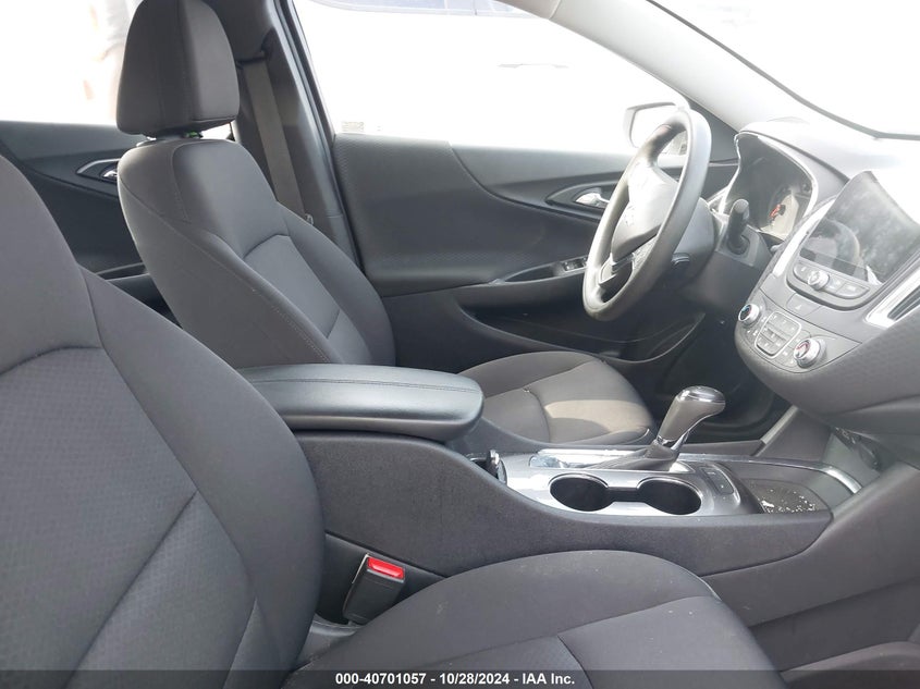 2019 CHEVROLET MALIBU VIN: 1G1ZD5ST7KF124212