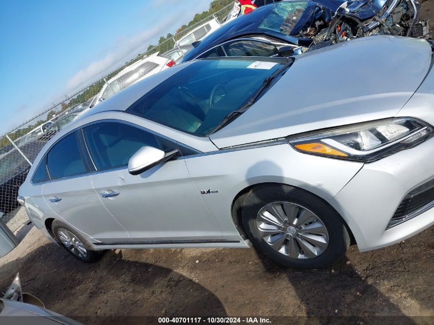 2016 Hyundai Sonata Hybrid Se VIN: KMHE24L18GA022548 Lot: 40701117