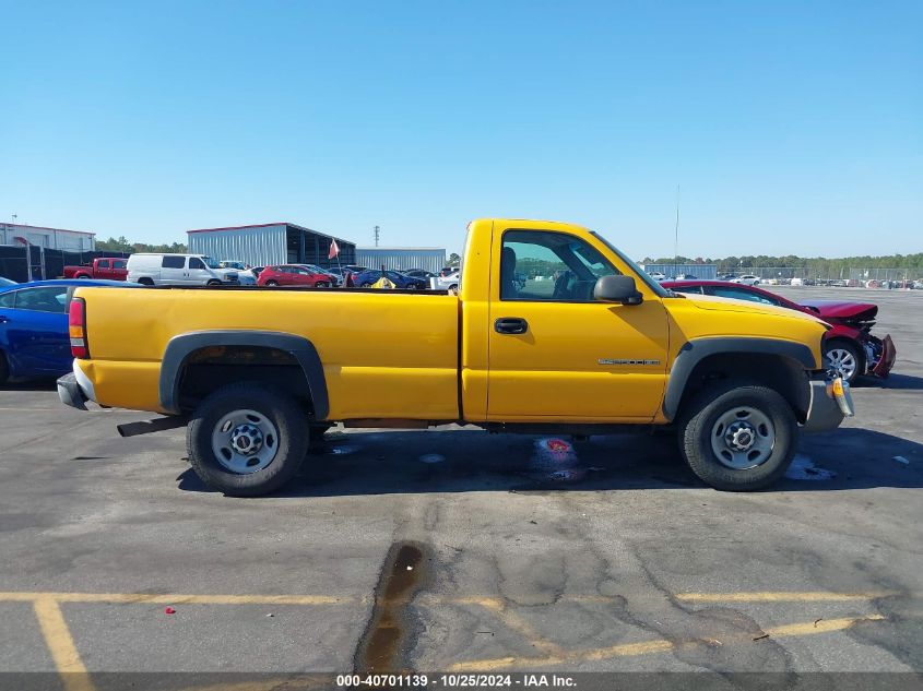2005 GMC Sierra 2500Hd Work Truck VIN: 1GTHC24U95E250866 Lot: 40701139