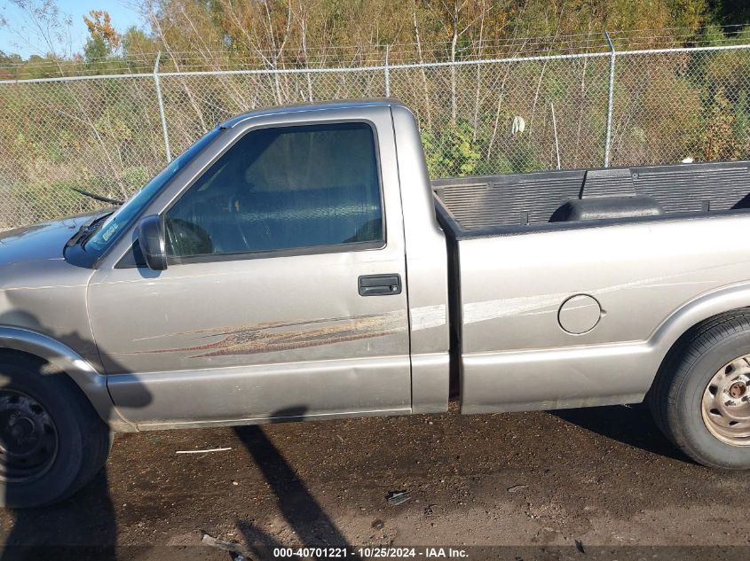 2003 Chevrolet S-10 VIN: 1GCCS14X838232727 Lot: 40701221