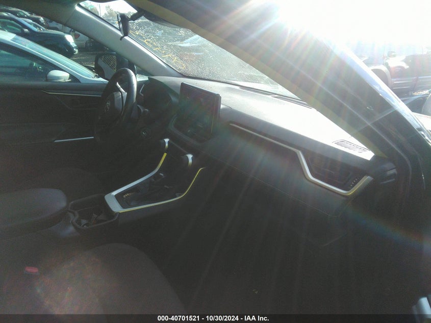 2021 TOYOTA RAV4 2.5L I-4 DI, DOHC, V(VIN: 2T3H1RFV9MC094230