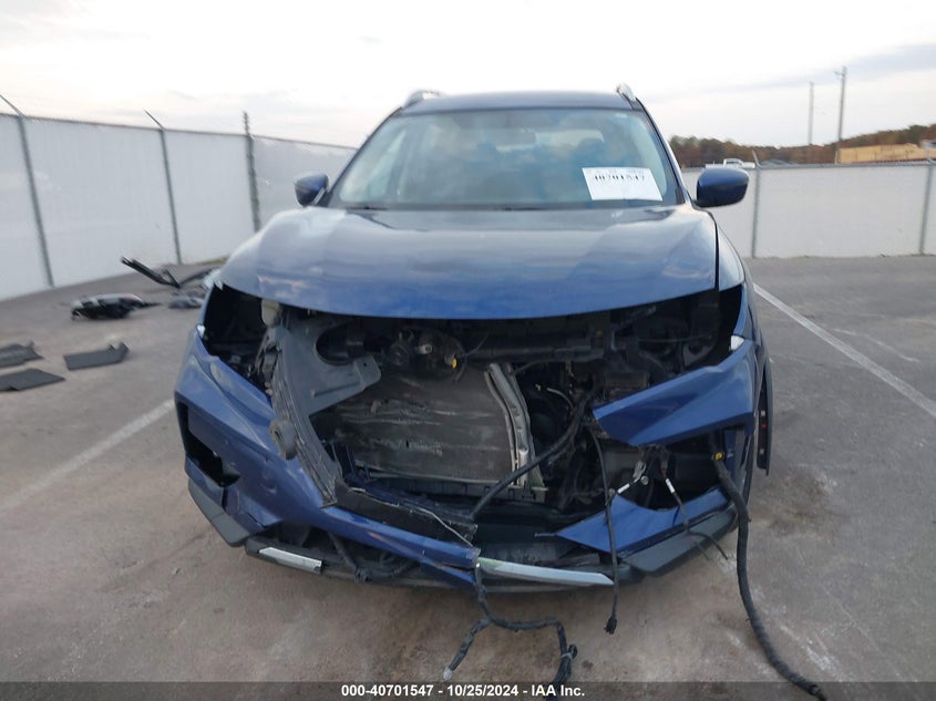 VIN 5N1AT2MT9HC773664 2017 NISSAN ROGUE S