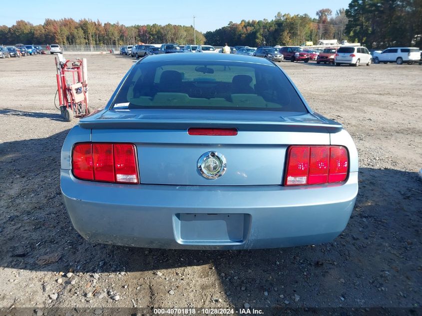 2007 Ford Mustang V6 Deluxe/V6 Premium VIN: 1ZVFT80N675263132 Lot: 40701818