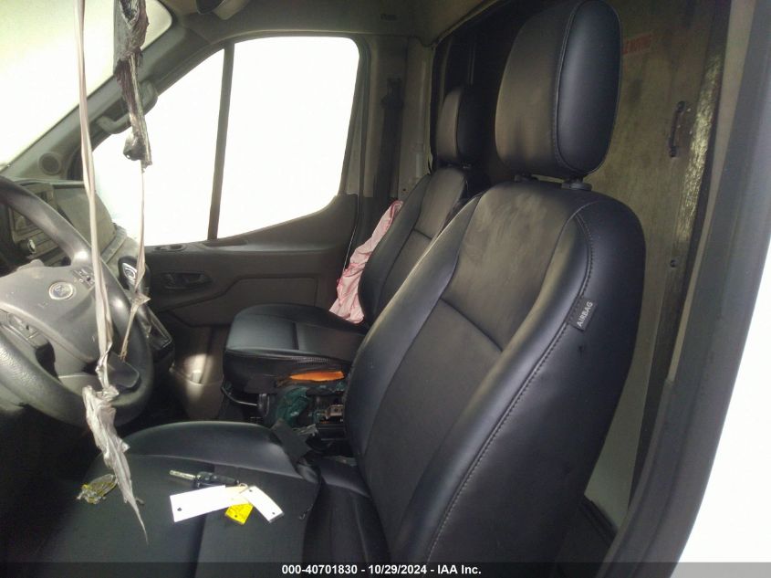 2022 Ford Transit-350 Cutaway VIN: 1FDBF6P84NKA75894 Lot: 40701830