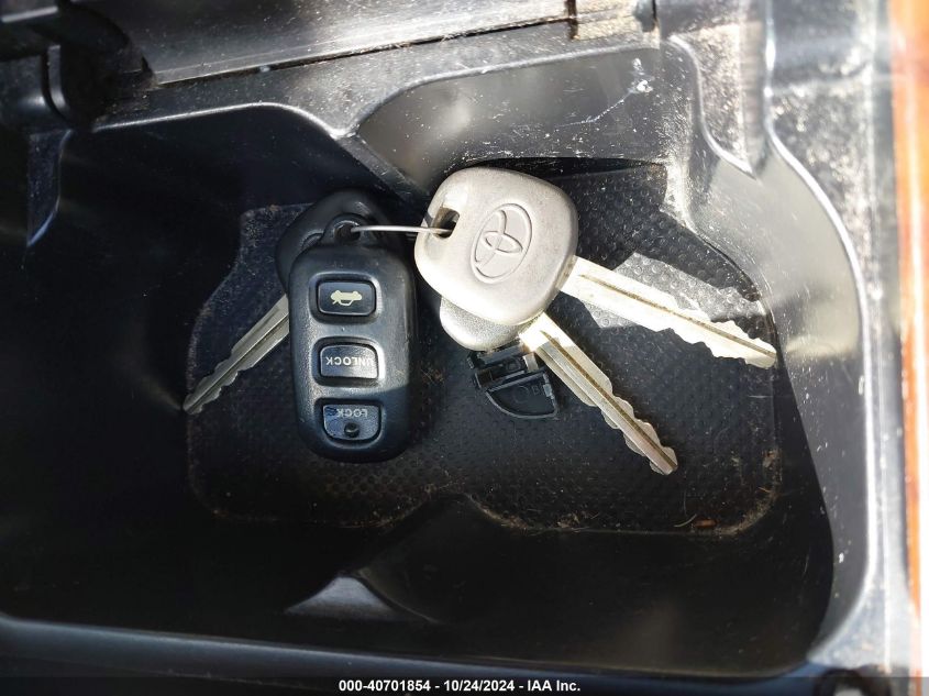 2004 Toyota Camry Xle VIN: 4T1BE30K74U795071 Lot: 40701854