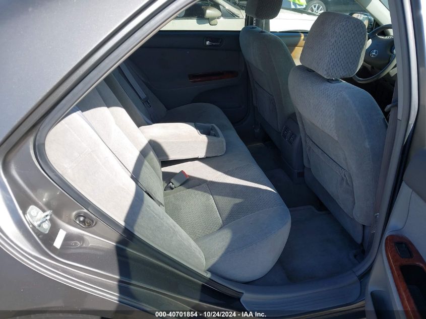 2004 Toyota Camry Xle VIN: 4T1BE30K74U795071 Lot: 40701854