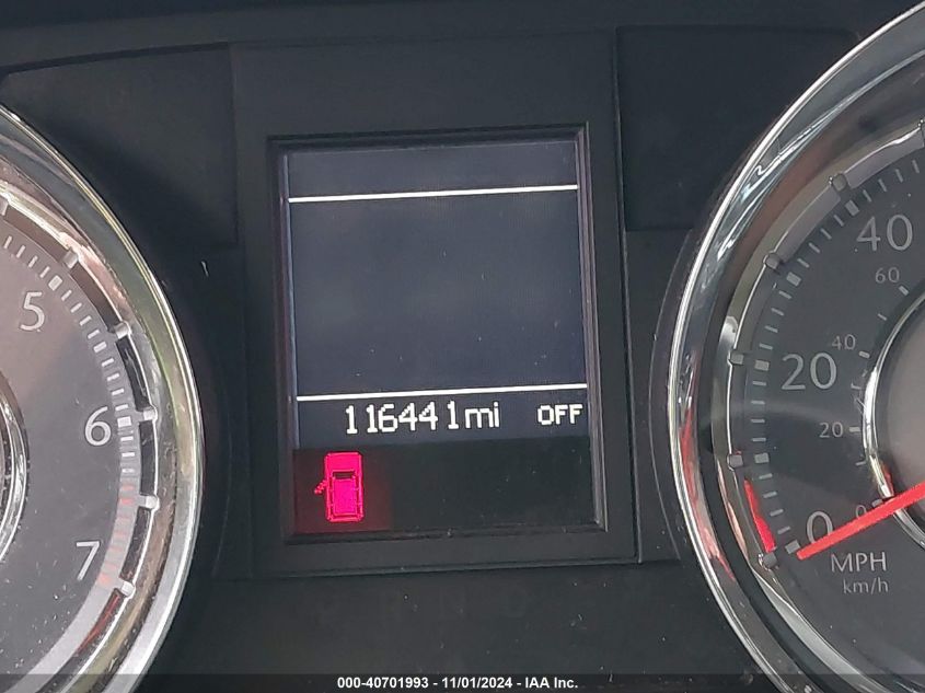 2015 Chrysler Town & Country Touring VIN: 2C4RC1BG8FR587772 Lot: 40701993