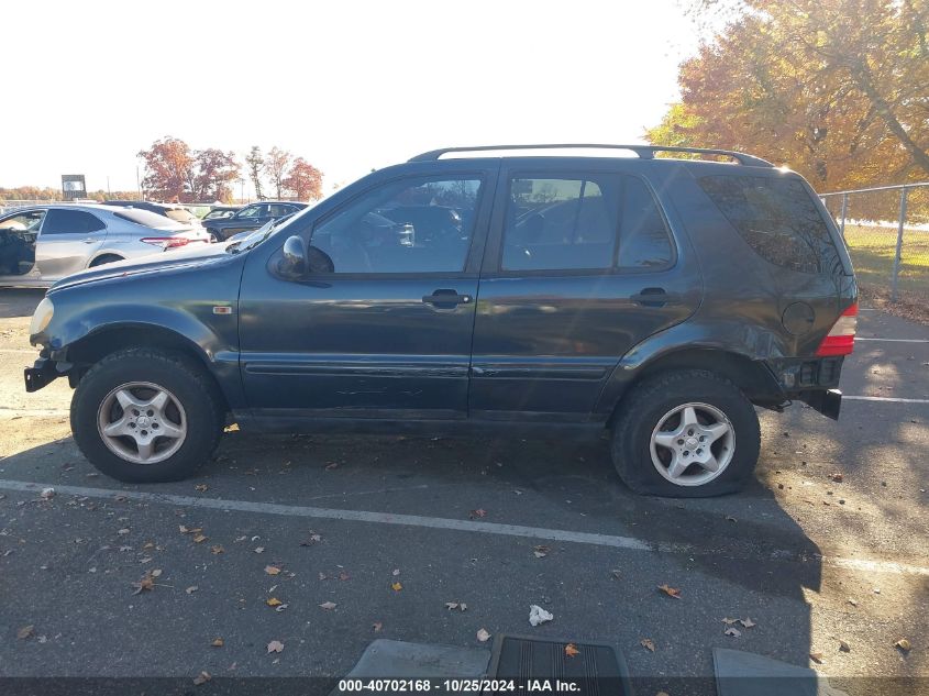 2001 Mercedes-Benz Ml 320 VIN: 4JGAB54E71A285725 Lot: 40702168