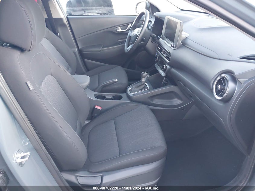 VIN KM8K3CAB5NU917643 2022 HYUNDAI KONA SEL