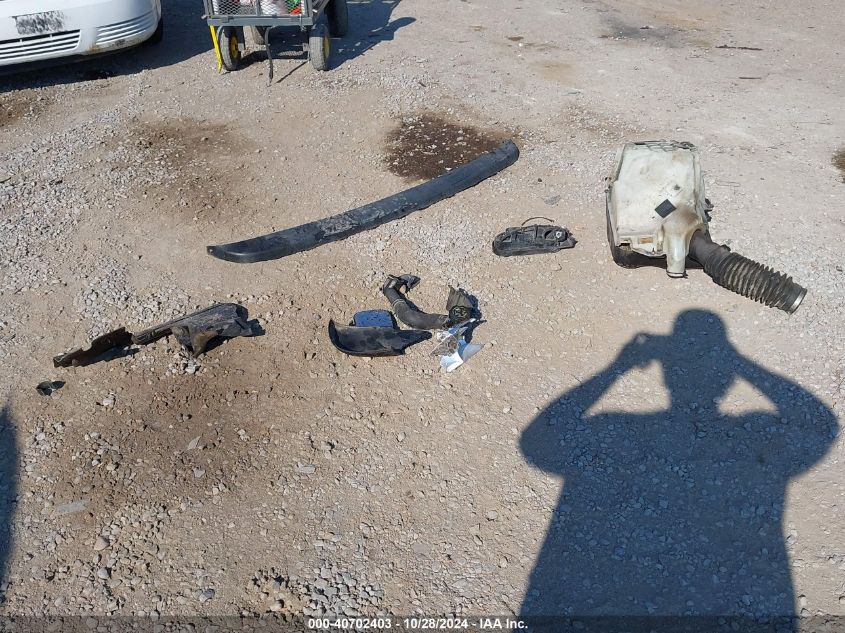 2007 Chevrolet Trailblazer Ls VIN: 1GNDS13S472195368 Lot: 40702403